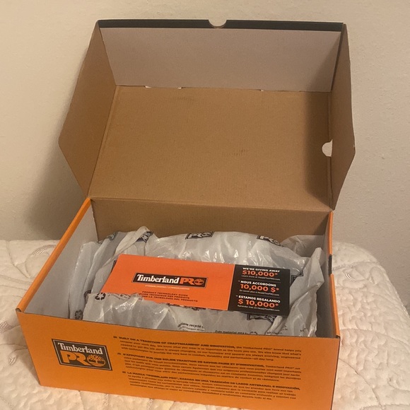 Never worn. Brand new.
